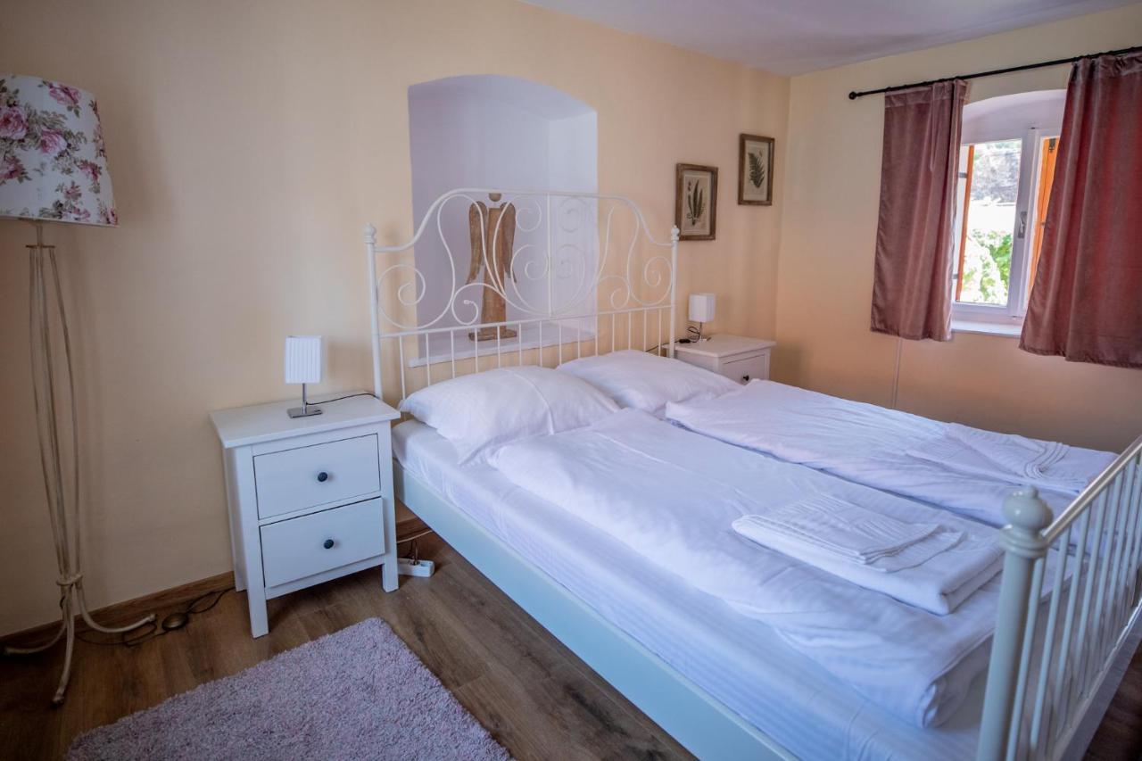 Casa Paulini Appartement Cisnadioara Buitenkant foto